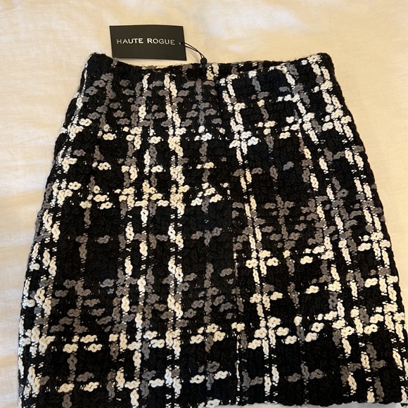 Haute Rogue skirt with tags - Picture 3 of 4